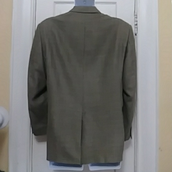 Lauren - Picture 3 of 4